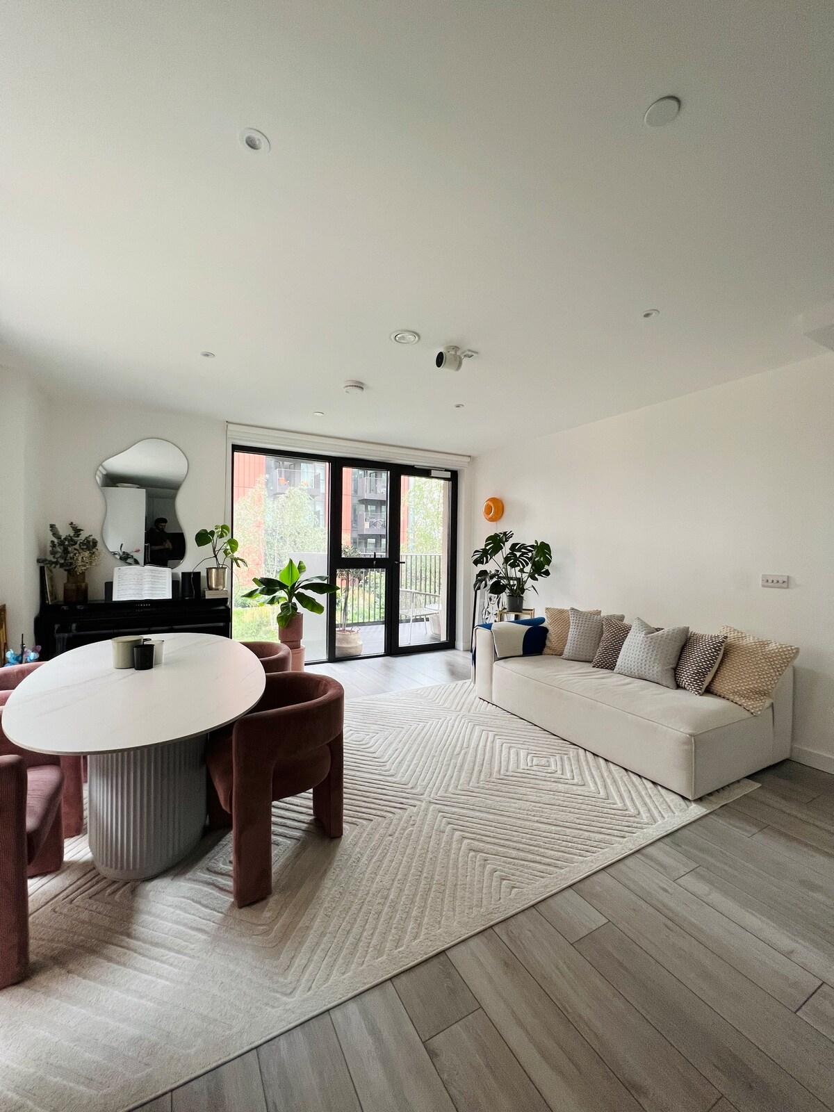Stunning room in central London - Garden view2
